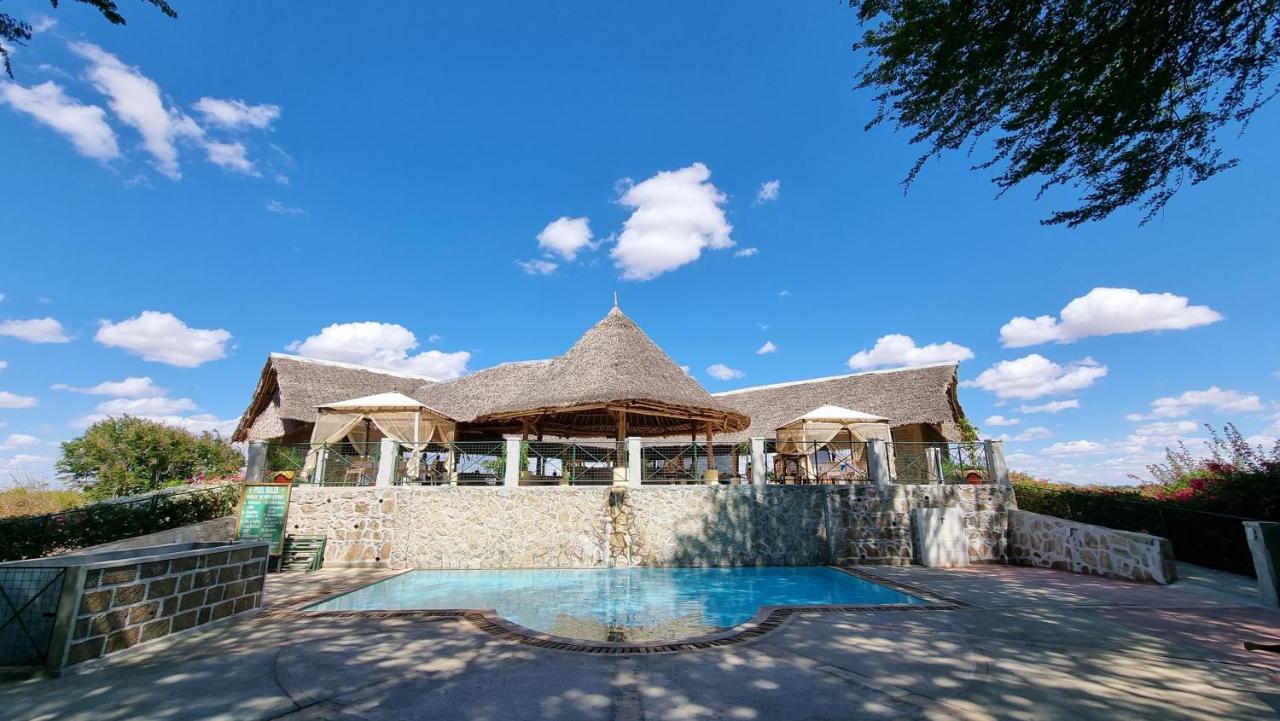 Manyatta Camp Hotel Voi Luaran gambar