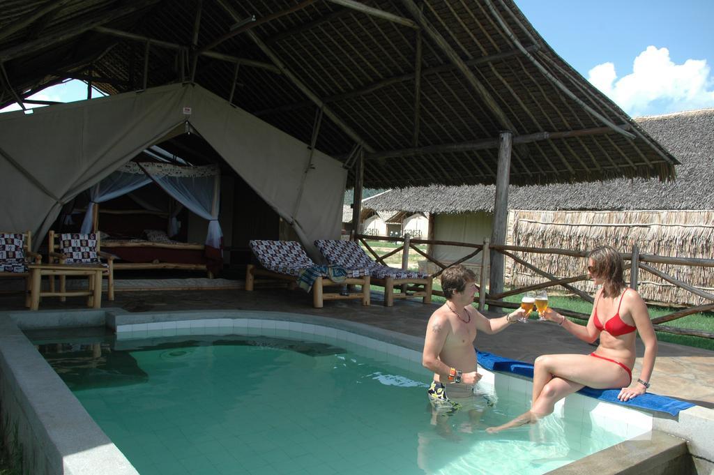 Manyatta Camp Hotel Voi Luaran gambar