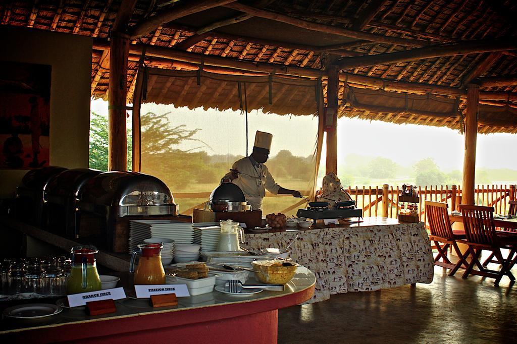 Manyatta Camp Hotel Voi Luaran gambar