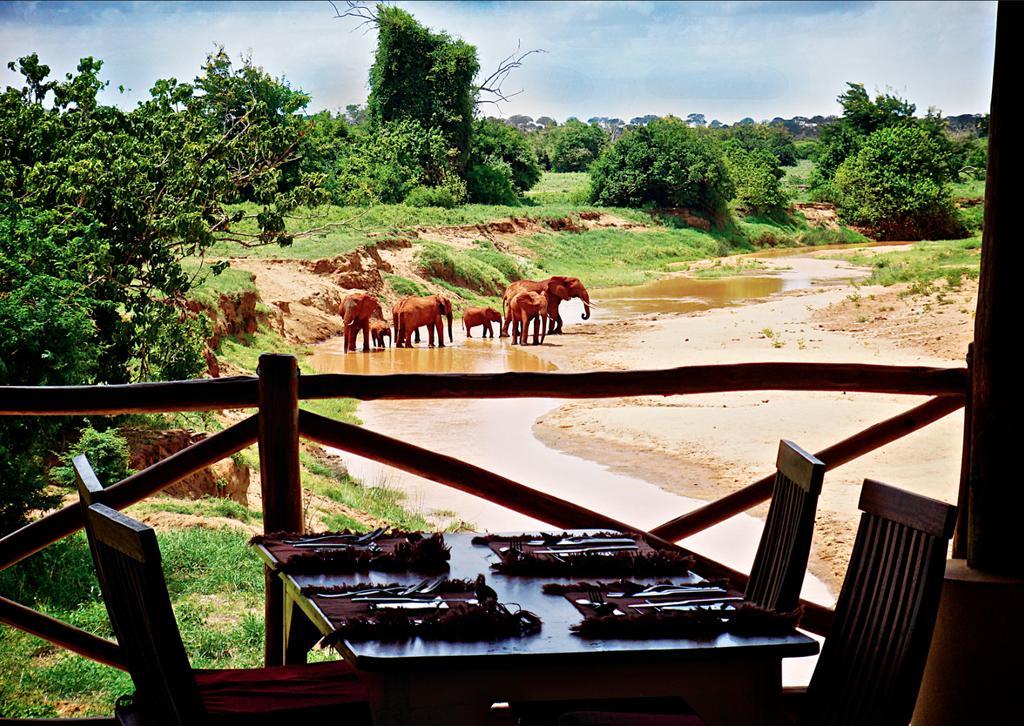 Manyatta Camp Hotel Voi Luaran gambar